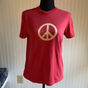 Bitten Peace sign tee, large, EUC
